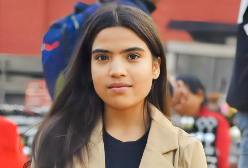 डम्बर दाइ र छाउगाेठमा बितेकी दिपु